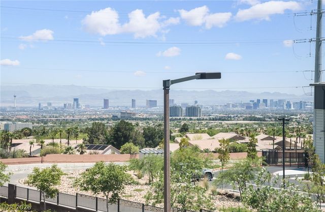 600 North Carriage Hill Drive 1039, Las Vegas, NV 89138