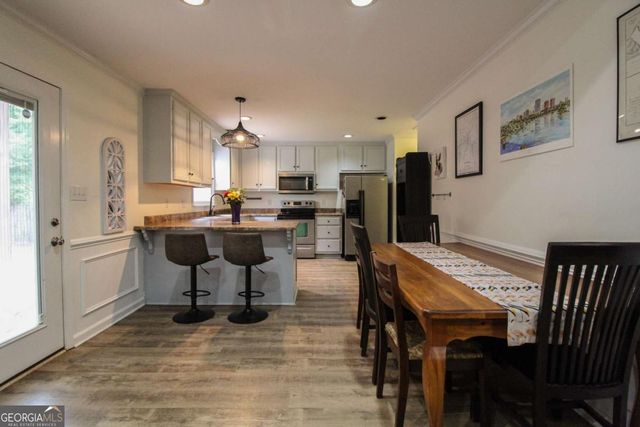 105 Meadow Creek Drive, Athens, GA 30605