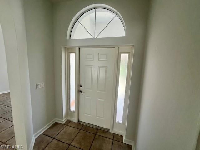 914 McArthur AVE, Lehigh Acres, FL 33936