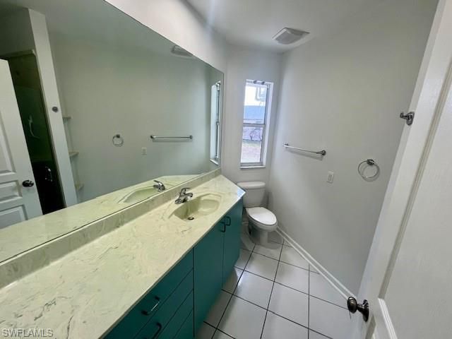 914 McArthur AVE, Lehigh Acres, FL 33936