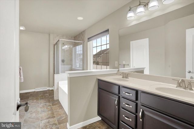 6419 BRITTAN RD, Harrisburg, PA 17111