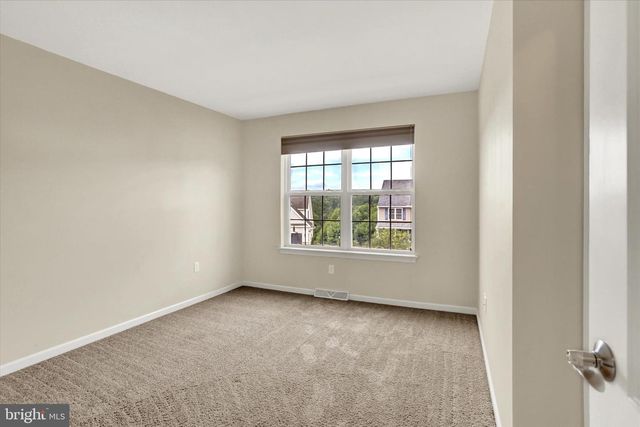 6419 BRITTAN RD, Harrisburg, PA 17111