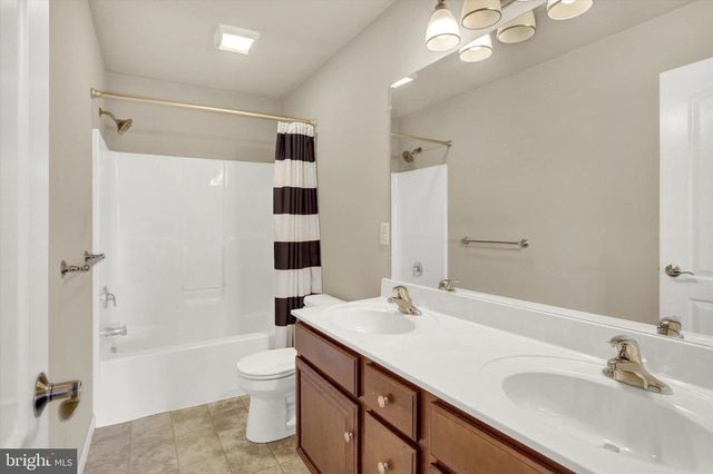6419 BRITTAN RD, Harrisburg, PA 17111