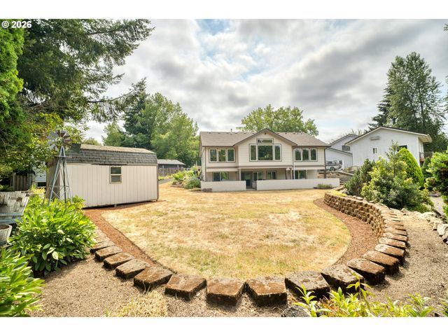 51971 Sw CREEKVIEW Pl, Scappoose, OR 97056