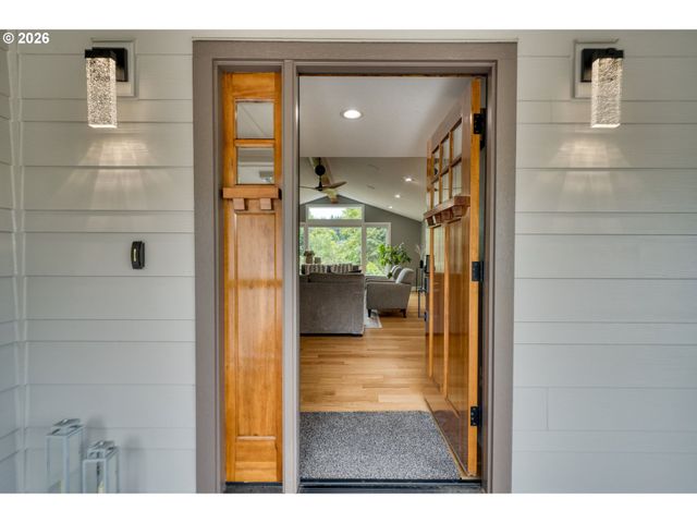 51971 Sw CREEKVIEW Pl, Scappoose, OR 97056
