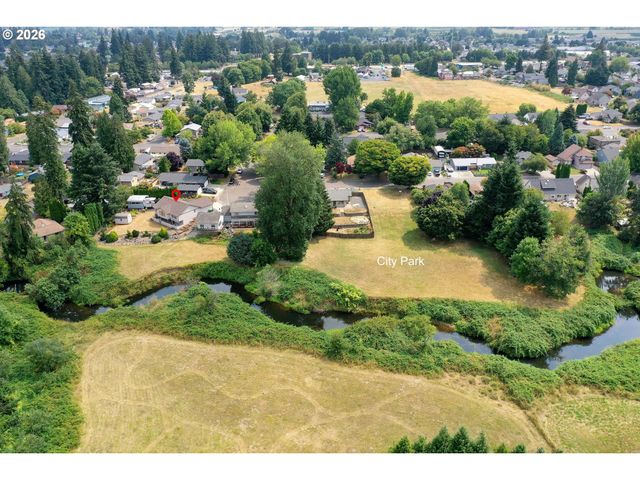 51971 Sw CREEKVIEW Pl, Scappoose, OR 97056