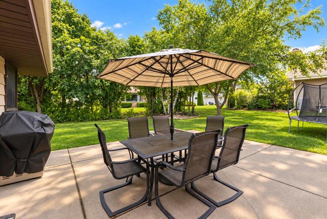 3635 S Greenlawn TERRACE, New Berlin, WI 53151
