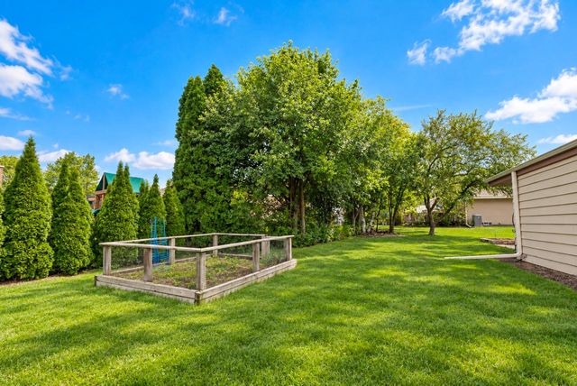 3635 S Greenlawn TERRACE, New Berlin, WI 53151