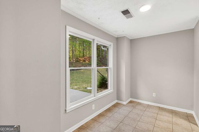 233 Ivy Creek Drive, Loganville, GA 30052