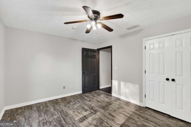 233 Ivy Creek Drive, Loganville, GA 30052