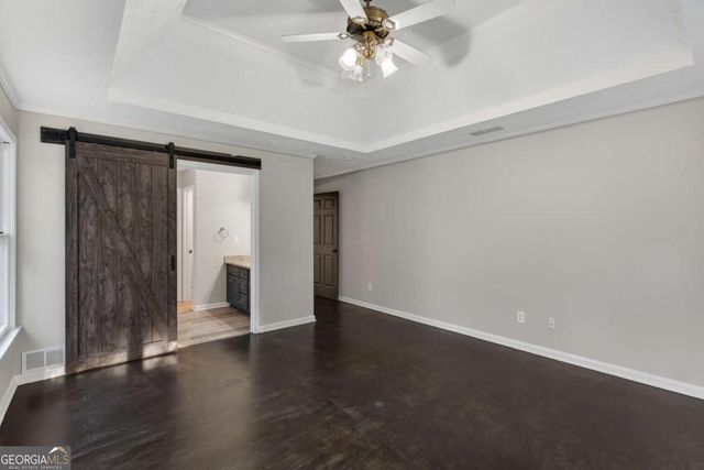 233 Ivy Creek Drive, Loganville, GA 30052