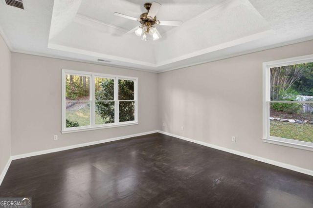 233 Ivy Creek Drive, Loganville, GA 30052