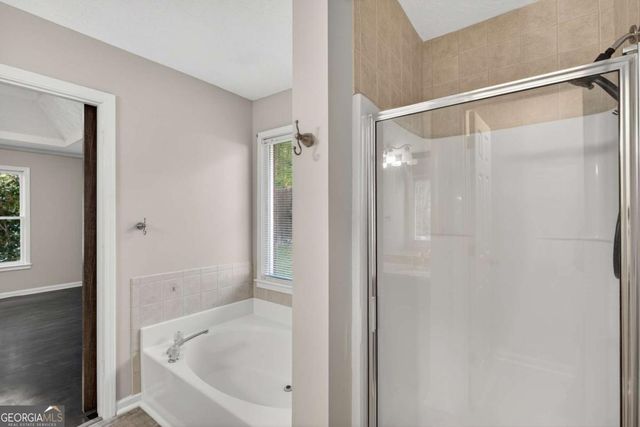 233 Ivy Creek Drive, Loganville, GA 30052