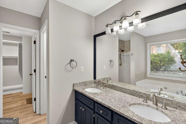 233 Ivy Creek Drive, Loganville, GA 30052