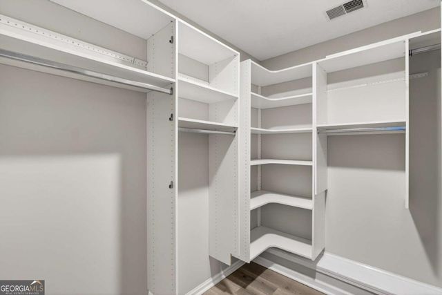 233 Ivy Creek Drive, Loganville, GA 30052