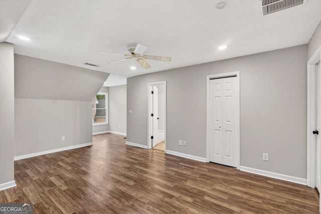 233 Ivy Creek Drive, Loganville, GA 30052