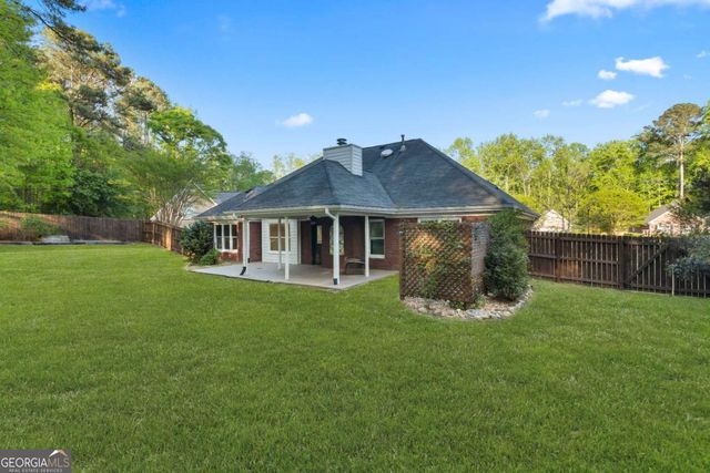 233 Ivy Creek Drive, Loganville, GA 30052