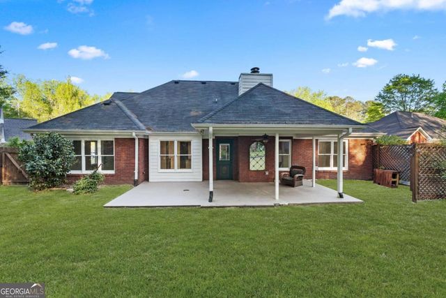 233 Ivy Creek Drive, Loganville, GA 30052