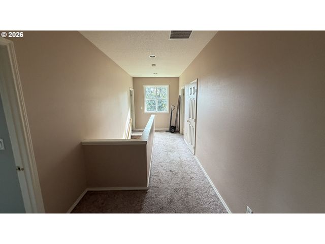 6352 Se WILDLIFE ESTATES Dr, Milwaukie, OR 97267