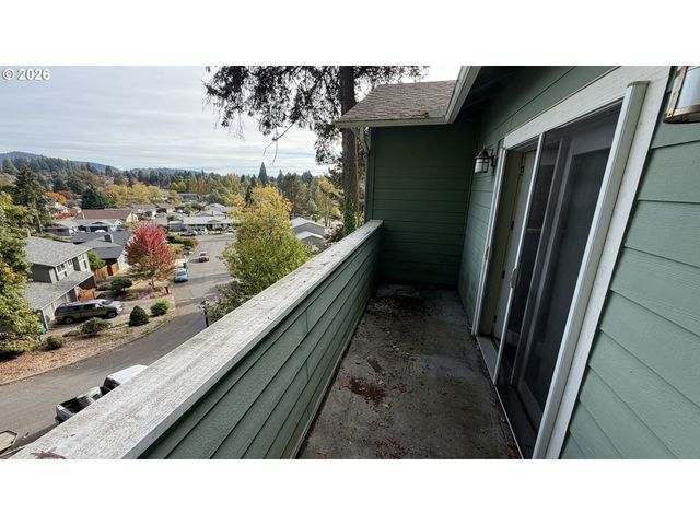 6352 Se WILDLIFE ESTATES Dr, Milwaukie, OR 97267
