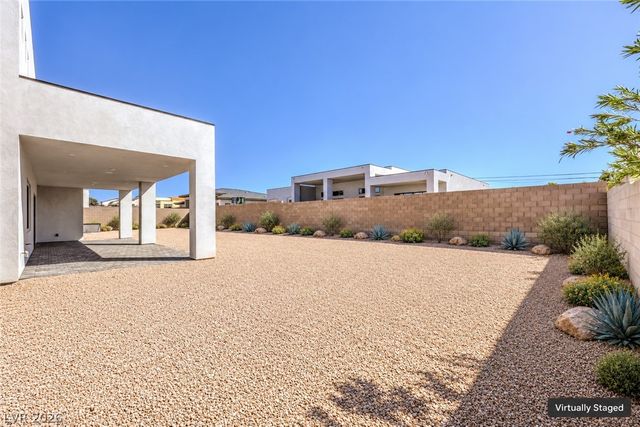 3051 East Serene Avenue, Henderson, NV 89074