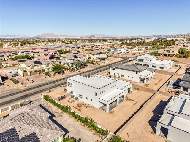 3051 East Serene Avenue, Henderson, NV 89074