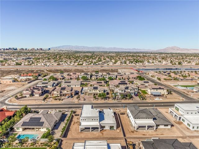 3051 East Serene Avenue, Henderson, NV 89074