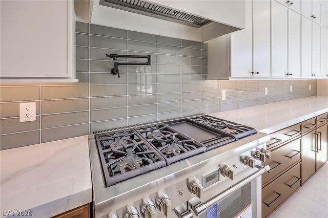 3051 East Serene Avenue, Henderson, NV 89074
