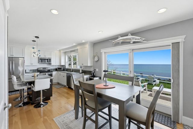 21 Shoreline Way, Plymouth, MA 02360