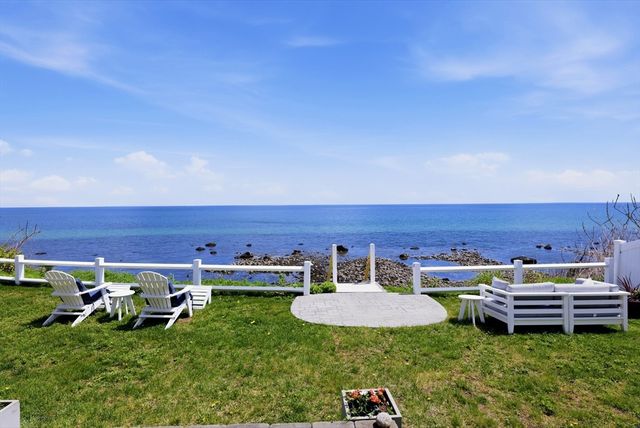 21 Shoreline Way, Plymouth, MA 02360