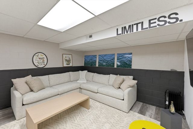 21 Shoreline Way, Plymouth, MA 02360