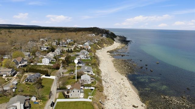21 Shoreline Way, Plymouth, MA 02360