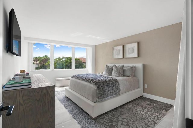 3912 S Ocean Boulevard 308, Highland Beach, FL 33487