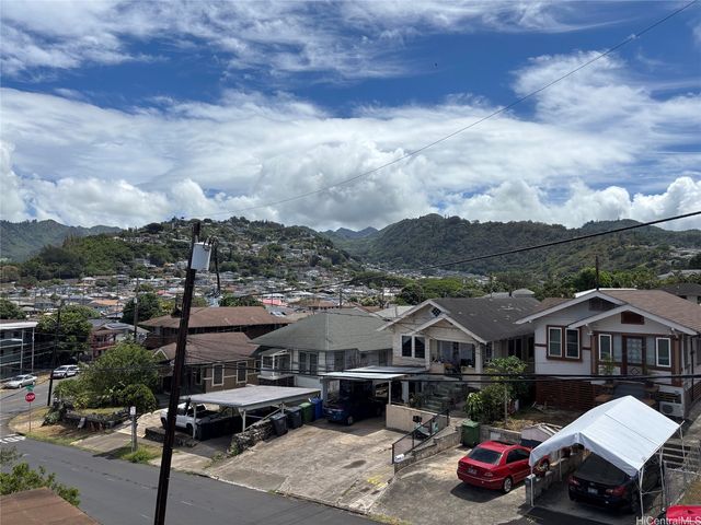 211 San Antonio Avenue, Honolulu, HI 96813