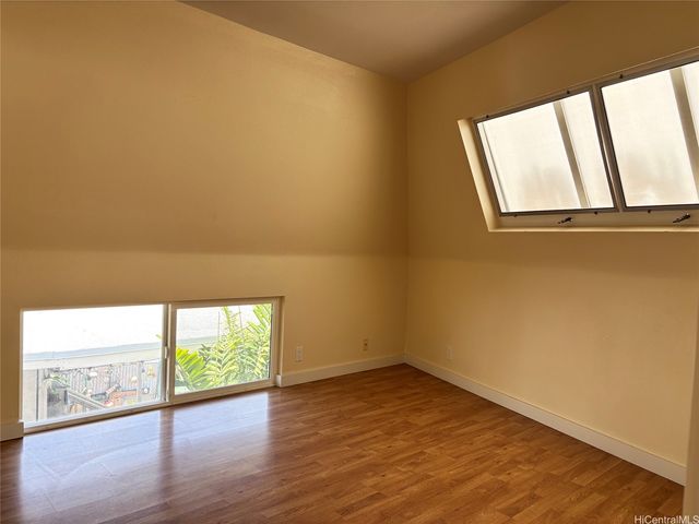 211 San Antonio Avenue, Honolulu, HI 96813