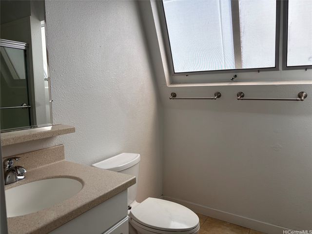 211 San Antonio Avenue, Honolulu, HI 96813