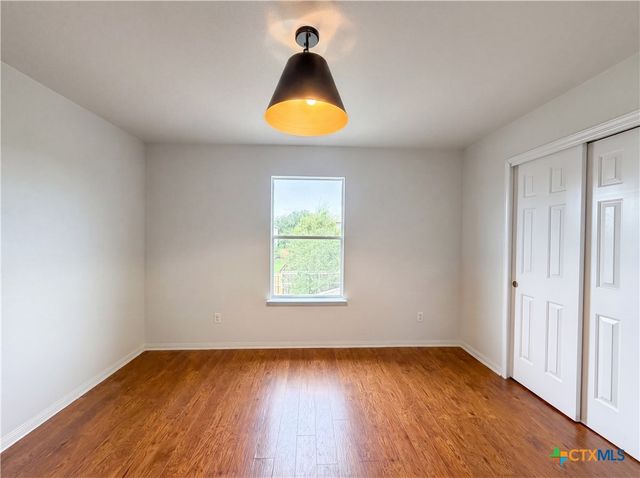 612 Sugar Brook Drive, Temple, TX 76502