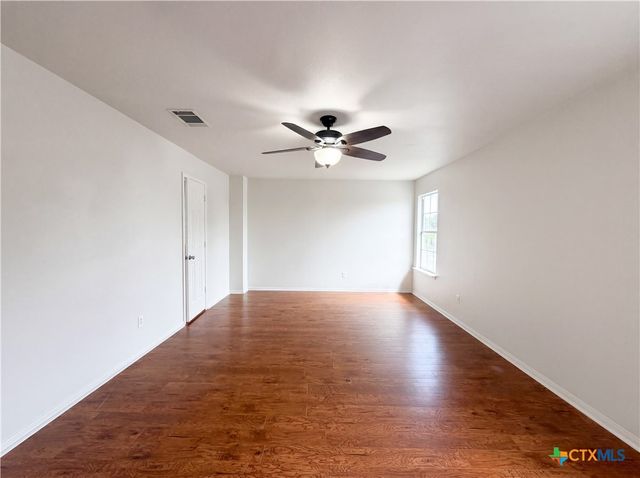 612 Sugar Brook Drive, Temple, TX 76502