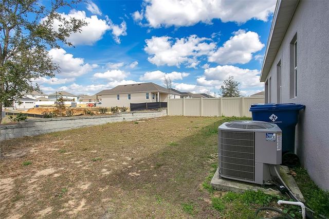 427 IRONSIDE TRAIL DRIVE, Groveland, FL 34736