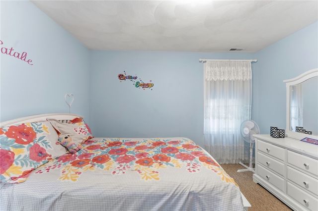 15 Aborn Avenue, Cumberland, RI 08264