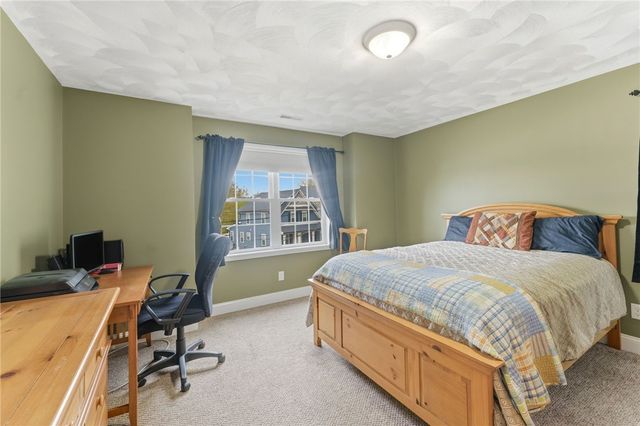 15 Aborn Avenue, Cumberland, RI 08264