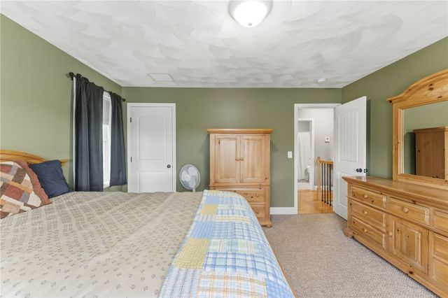 15 Aborn Avenue, Cumberland, RI 08264