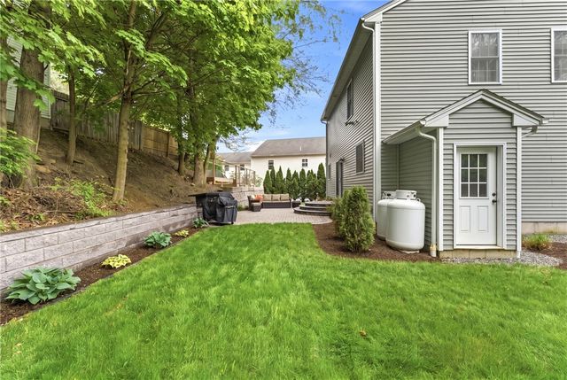 15 Aborn Avenue, Cumberland, RI 08264