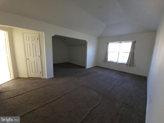 17 BORDEAUX BLVD, Newark, DE 19702