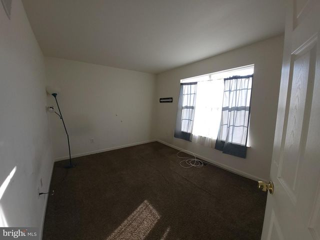 17 BORDEAUX BLVD, Newark, DE 19702