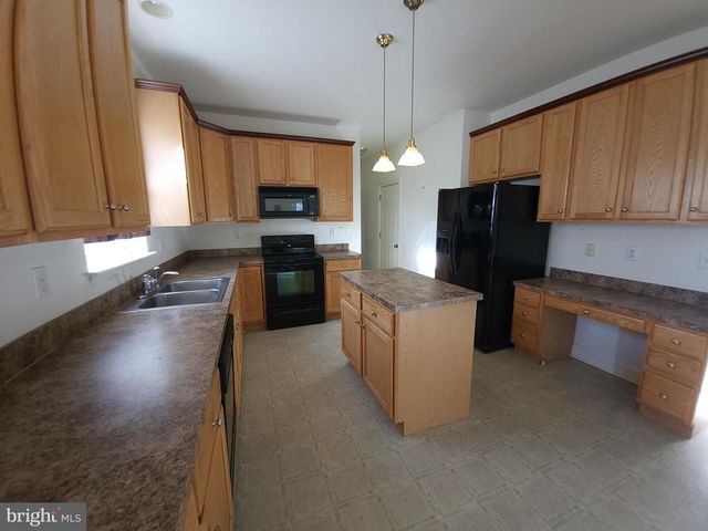 17 BORDEAUX BLVD, Newark, DE 19702