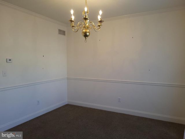 17 BORDEAUX BLVD, Newark, DE 19702