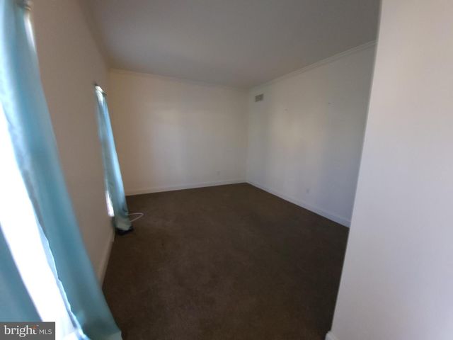 17 BORDEAUX BLVD, Newark, DE 19702