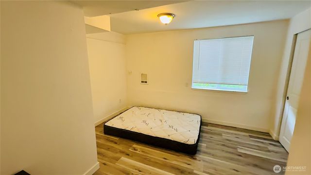 527 S Sullivan Street, Seattle, WA 98108