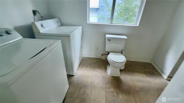 527 S Sullivan Street, Seattle, WA 98108